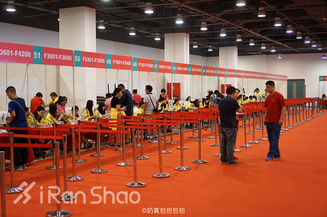 三万分之一 | 经历多年尴尬的吐槽后，36岁的北京马拉松正在赢回人心