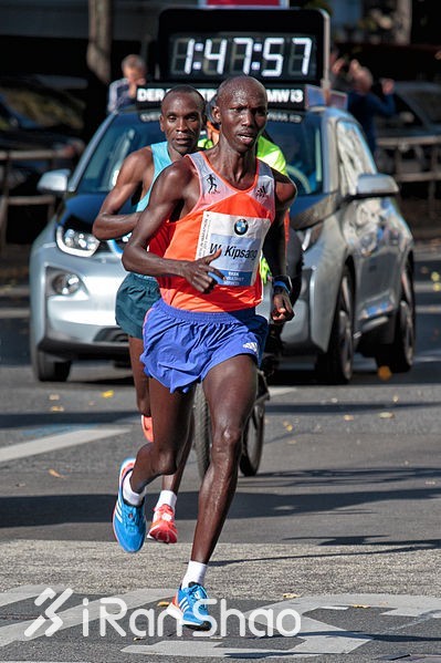 柏林马拉松 | 他们造就柏马的速度神话：你应该知道的9个传奇跑者