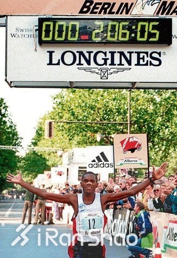 柏林马拉松 | 他们造就柏马的速度神话：你应该知道的9个传奇跑者
