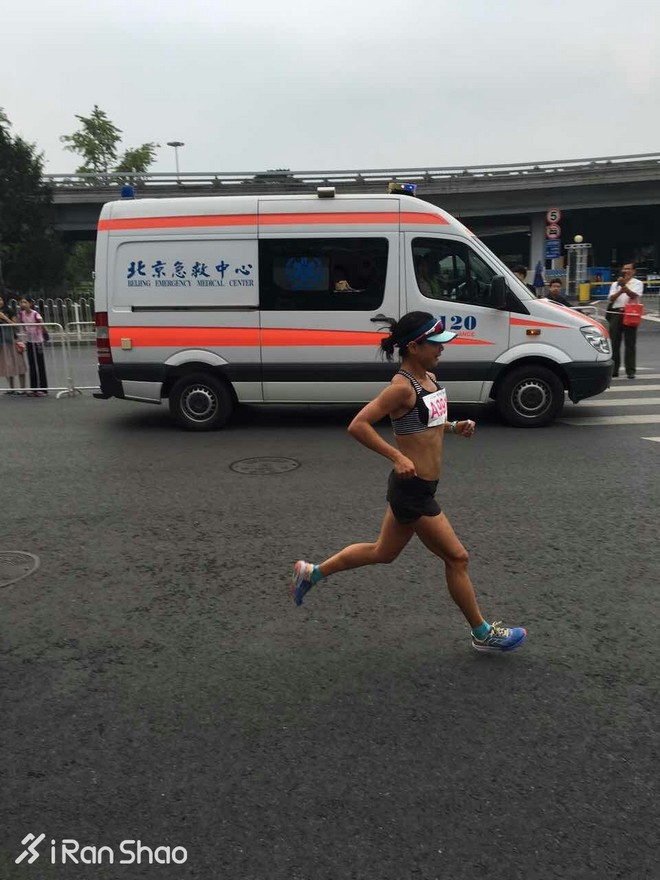 人物 | 北马女子第八！ “西雅图一姐”的中国首战