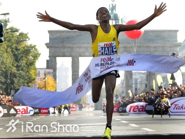 柏林马拉松 | 他们造就柏马的速度神话：你应该知道的9个传奇跑者