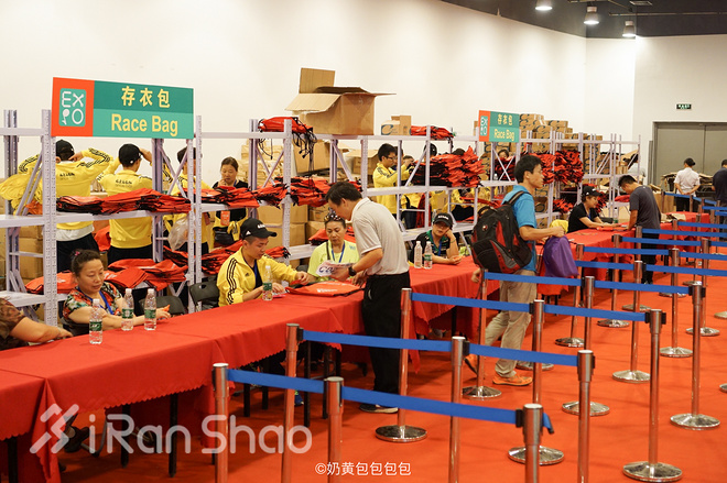 三万分之一 | 经历多年尴尬的吐槽后，36岁的北京马拉松正在赢回人心