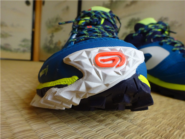 迪卡侬KIPRUN TRAILL XT6：初级越野跑者的利器