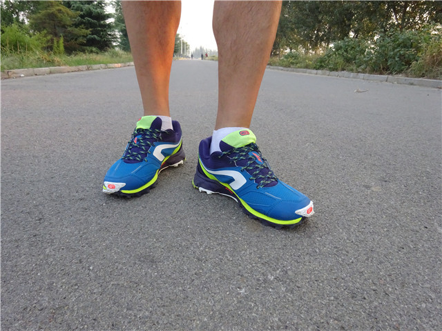 迪卡侬KIPRUN TRAILL XT6：初级越野跑者的利器