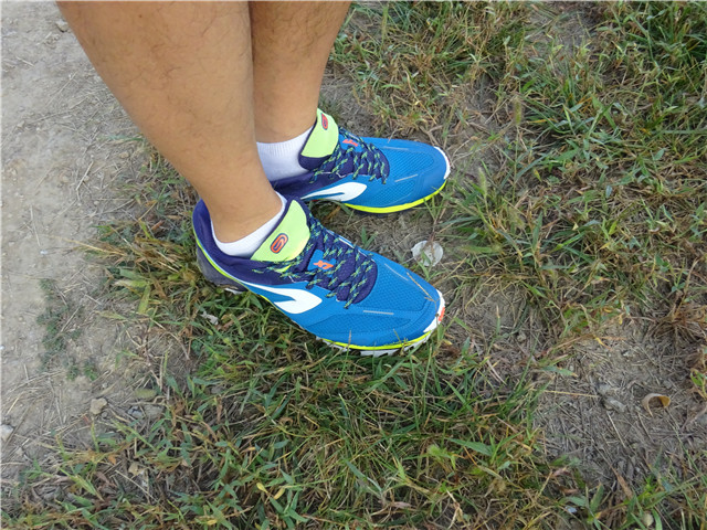 迪卡侬KIPRUN TRAILL XT6：初级越野跑者的利器