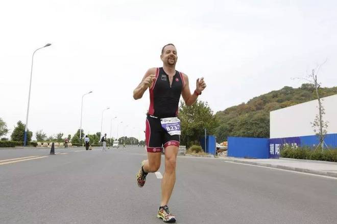 激情铁三落户魅力海岛，连云港首届铁人三项赛完美体验！