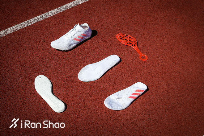 一周新鲜装备资讯 | 穷玩鞋富玩包 玩表毁三代