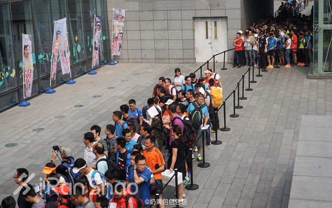 三万分之一 | 经历多年尴尬的吐槽后，36岁的北京马拉松正在赢回人心