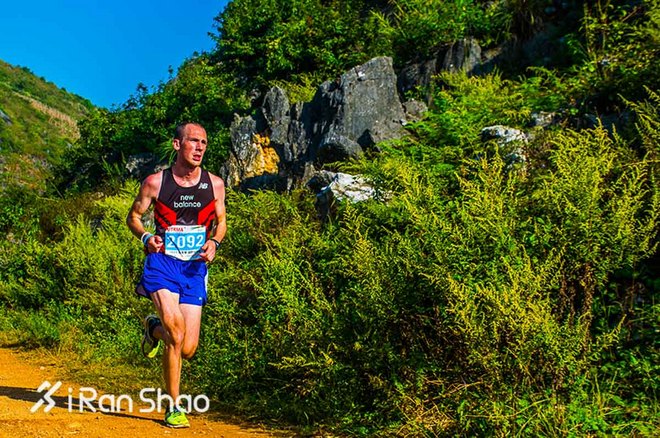 带着跑鞋去旅行 | 彩云之南 奔丘北去