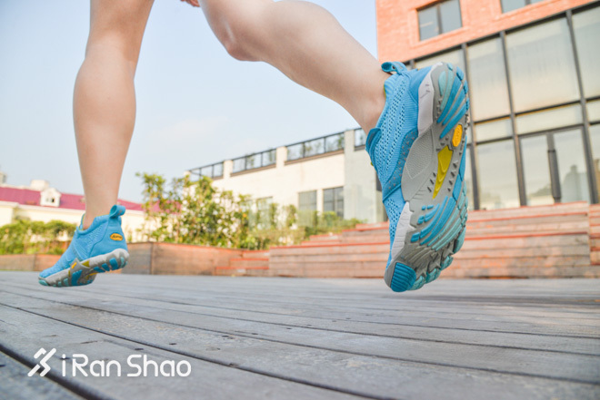 TOPX | VibramFiveFingers五指鞋路跑系列横评