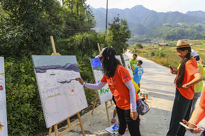 福建“村跑”走向全国 首站跑进湖南怀化