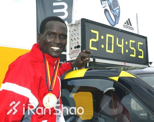 柏林马拉松 | 他们造就柏马的速度神话：你应该知道的9个传奇跑者