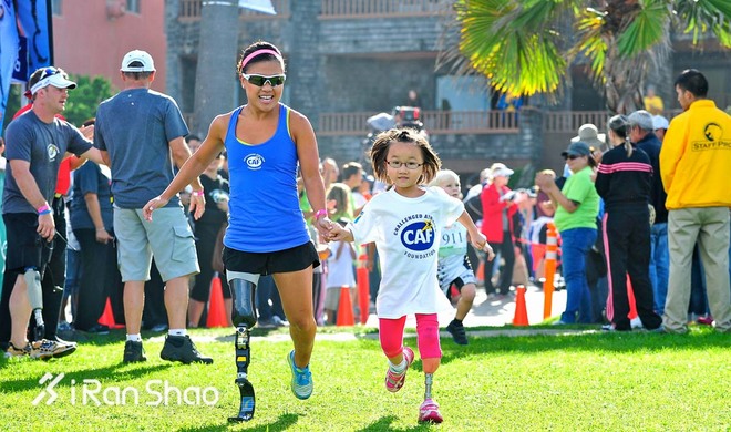 人物 | 就算她失去了一条腿 也不能阻止她爱跑步