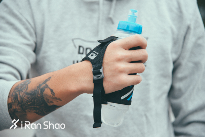 经验 | 软趴趴也是很好用的 手持软水壶不完全评测