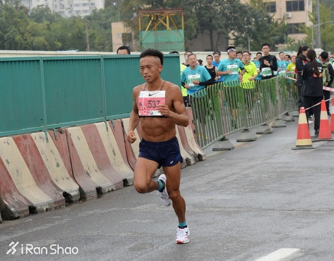 喜欢上马的理由 | 周其祥：从打工仔到上海 “业余一哥”