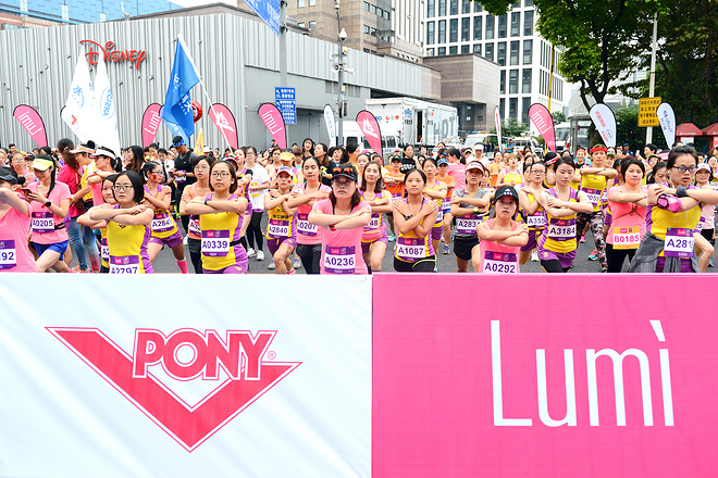 Lumi 2016上海浦东国际女子半程马拉松圆满落幕