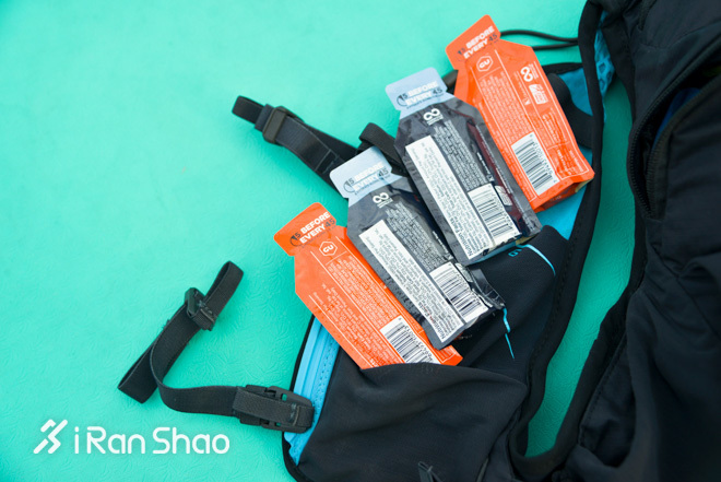 配件  |  英柔结合  Osprey 首款女性越野水包Dyna测评