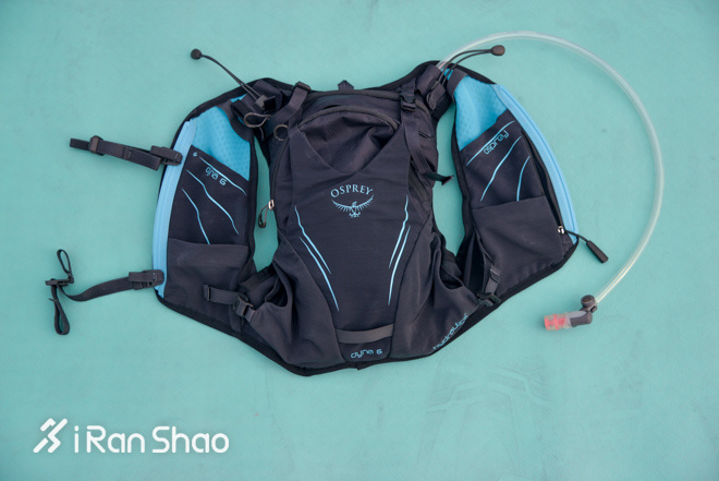 配件  |  英柔结合  Osprey 首款女性越野水包Dyna测评