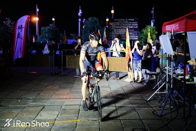 人物 | 全马2:51，2016马自骑冠军也是跑步高手