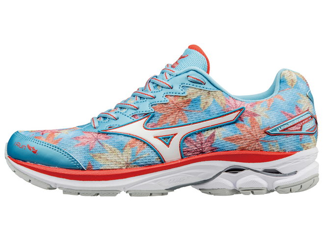 选双合适的跑鞋有点难，这是写给新人的跑鞋分类指南