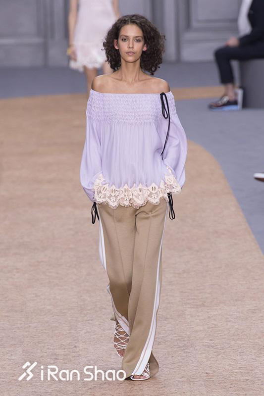 从土掉渣到变时髦 厉害了我的校服裤