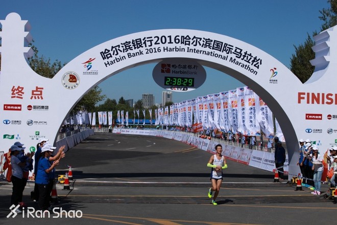 人物 | 18天四全马 最慢2:47：赏金跑者刘路峰续篇