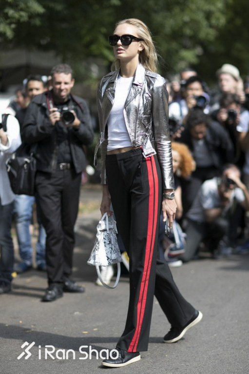 从土掉渣到变时髦 厉害了我的校服裤