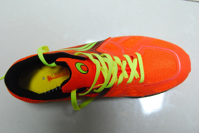 【伴我PB, 伴我飞!】李宁云马姿势跑法认证版跑鞋实战评测