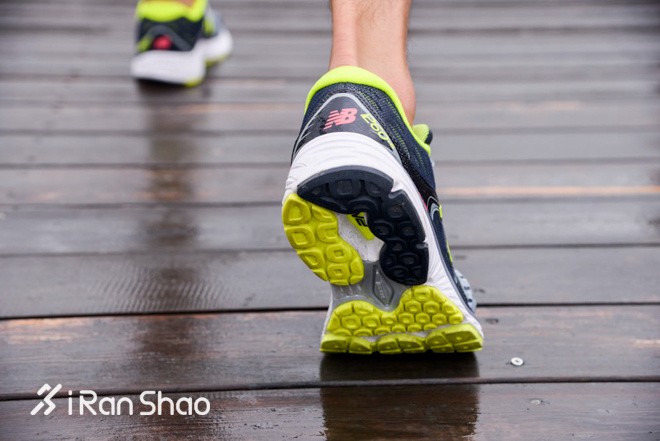 跑鞋 | New Balance 1260 V6 坚如磐石，稳若泰山