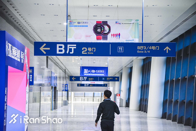 喜欢上马的理由 | 探秘上马EXPO 变身八爪鱼装满参赛包