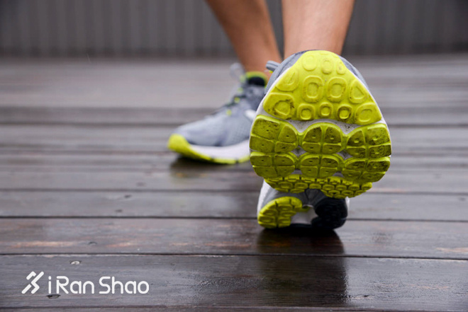 跑鞋 | New Balance 1260 V6 坚如磐石，稳若泰山