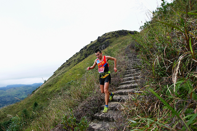 征服最难赛道 彰显跑者激情