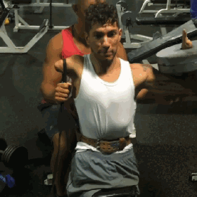 人物 | 他四肢不全却有六块腹肌 那你呢？