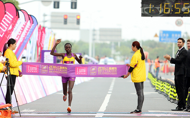 Lumi 2016上海浦东国际女子半程马拉松圆满落幕