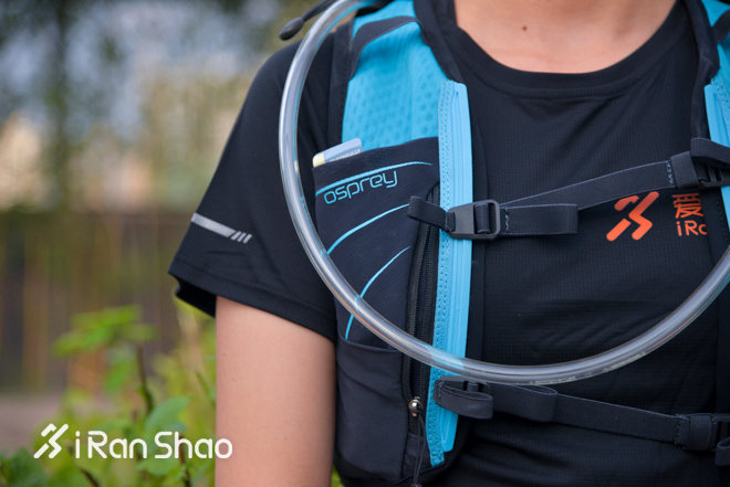 配件  |  英柔结合  Osprey 首款女性越野水包Dyna测评