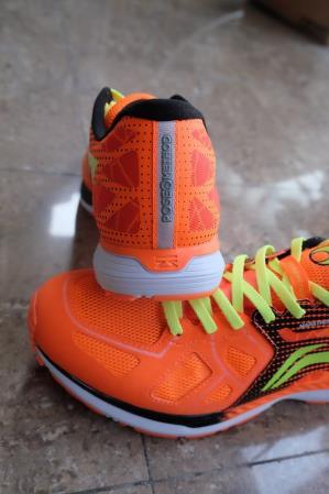 西出阳关，云马作伴 ——李宁云马姿势跑法认证版跑鞋评测