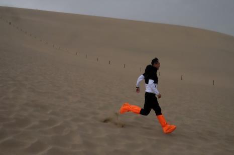 西出阳关，云马作伴 ——李宁云马姿势跑法认证版跑鞋评测