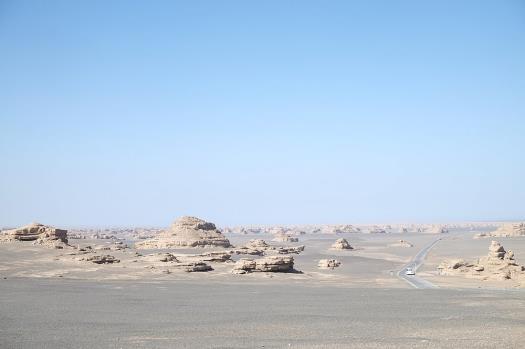 西出阳关，云马作伴 ——李宁云马姿势跑法认证版跑鞋评测