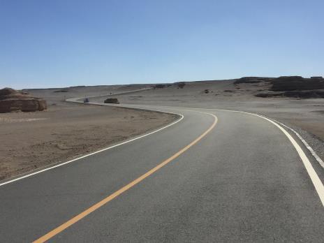 西出阳关，云马作伴 ——李宁云马姿势跑法认证版跑鞋评测