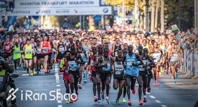 深度 | 跑马拉松时实在憋不住？她们照样PB、夺冠、破纪录