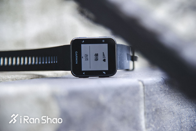 开箱 | Garmin Forerunner 35 绝佳的入门级运动手表？