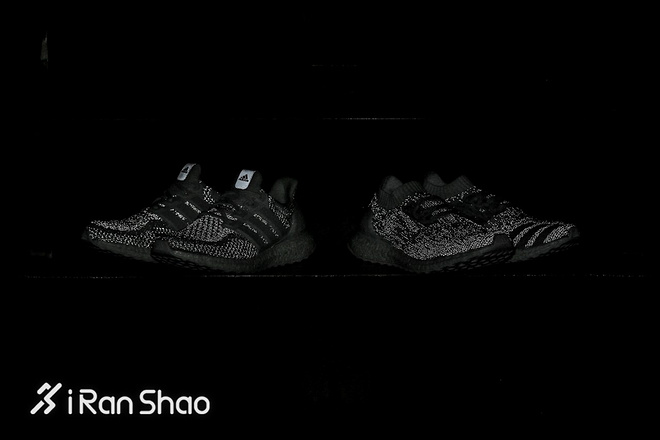 一周新鲜装备资讯 | 智能手环要消失？