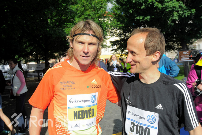 球踢得好的男人，马拉松跑的都不赖