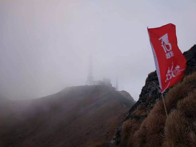 跑者天堂 | 在苍山洱海跑一场风花雪月