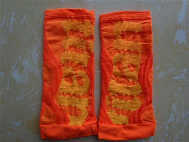 更强保护 更好支撑——titan护具套装（压缩腿套+功能慢跑袜）评测