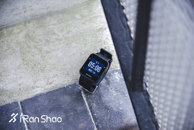 开箱 | Garmin Forerunner 35 绝佳的入门级运动手表？
