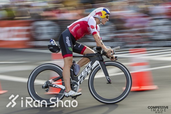 人物 | “世界大铁女王”李芙的独门秘籍：以痛苦为友