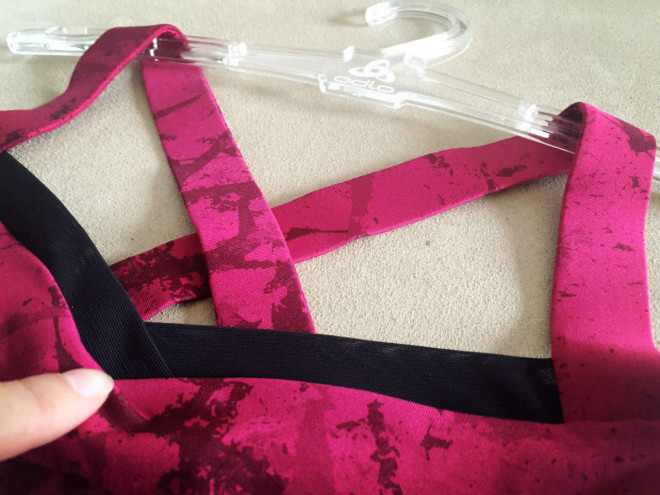 贴身衣物就该细腻轻柔的存在——ODLO的保护是运动妹纸的小众优选