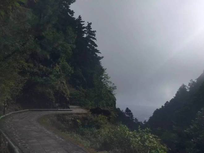 跑者天堂 | 在苍山洱海跑一场风花雪月