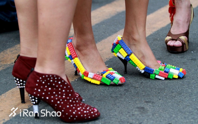 热点 | 穿上高跟鞋一起跑 来啊互相崴脚啊
